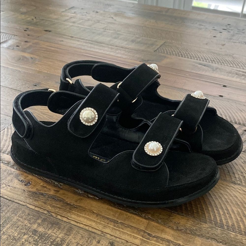 Allegra James Black Suede Dad Minimalist Pearl Rhinestone Button Sandals Sz 9.5